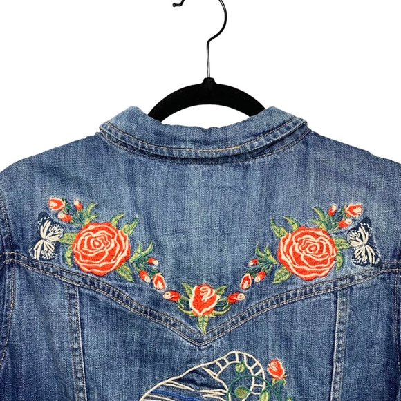 BLANK NYC Embroidered Tiger Trucker Jean Jacket - Picture 4 of 8